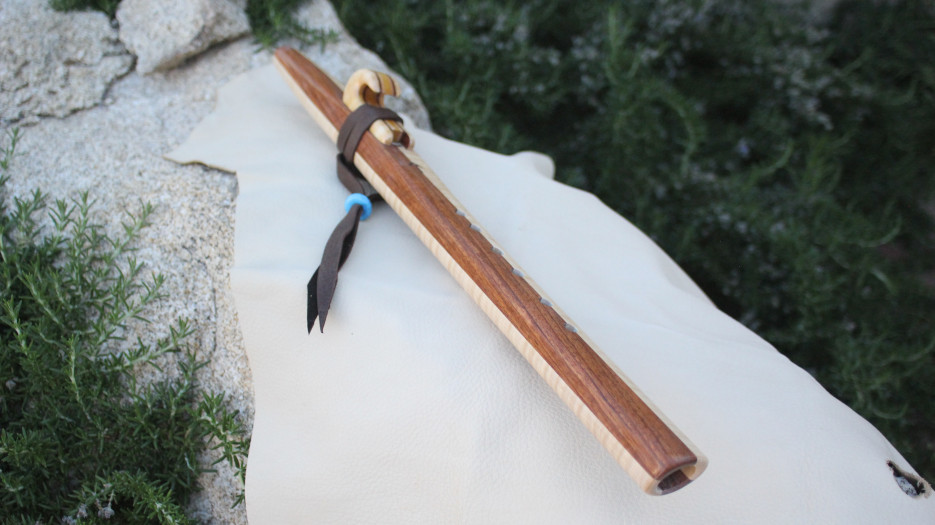 Jatoba & Lacewood Sundance Native American Style Flute (Key A- 440Hz)